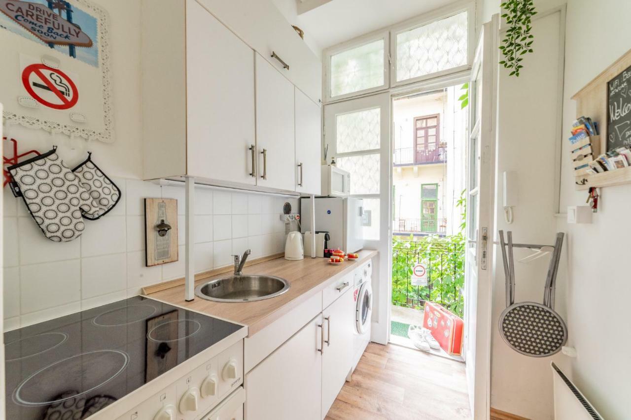 Gabi'S Central Broadway Nest @ Nagymezo Str Budapest Exterior foto